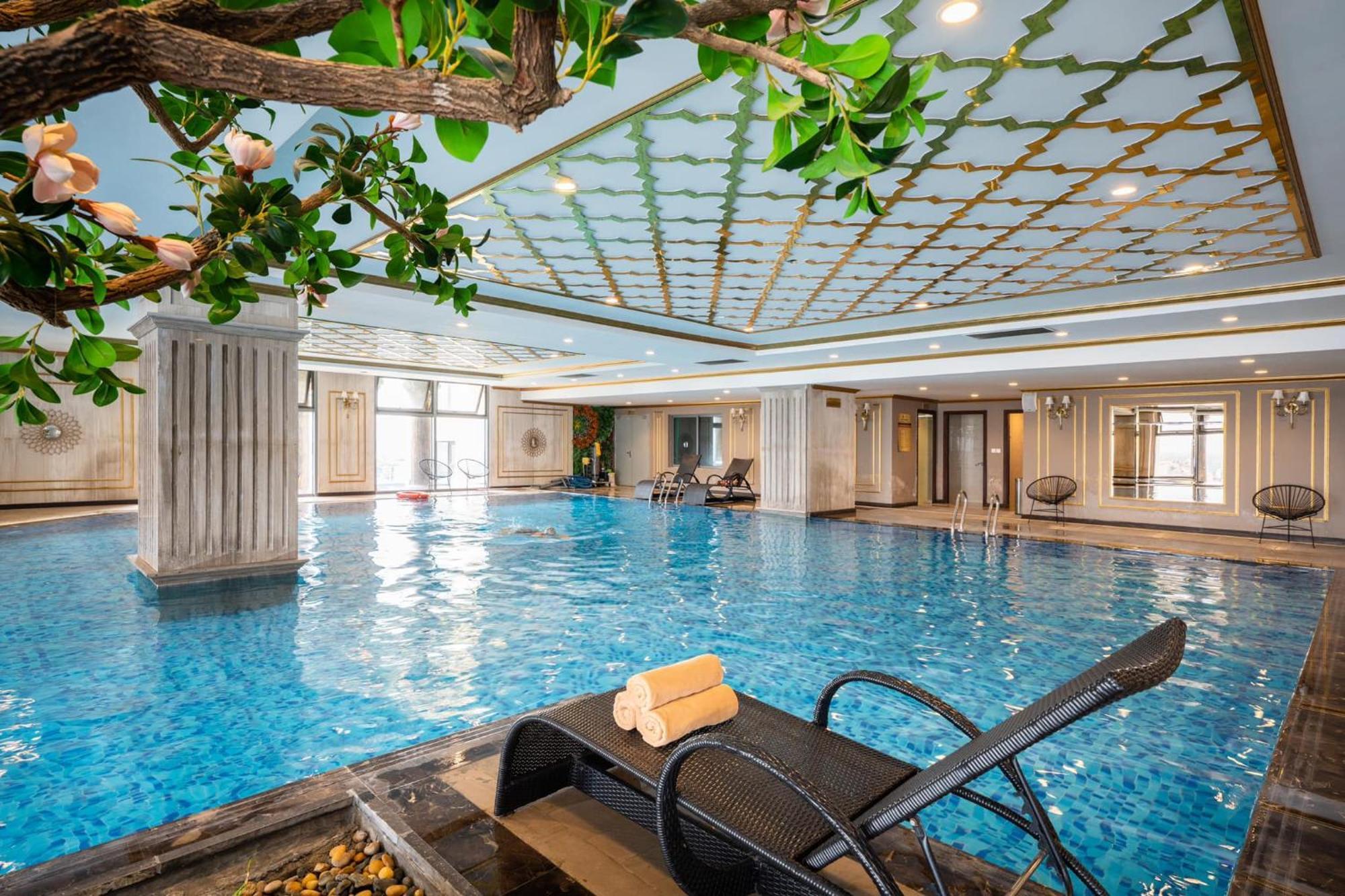 Hi-Home Suites - The West Lake Xuan Dieu Hanoi Buitenkant foto