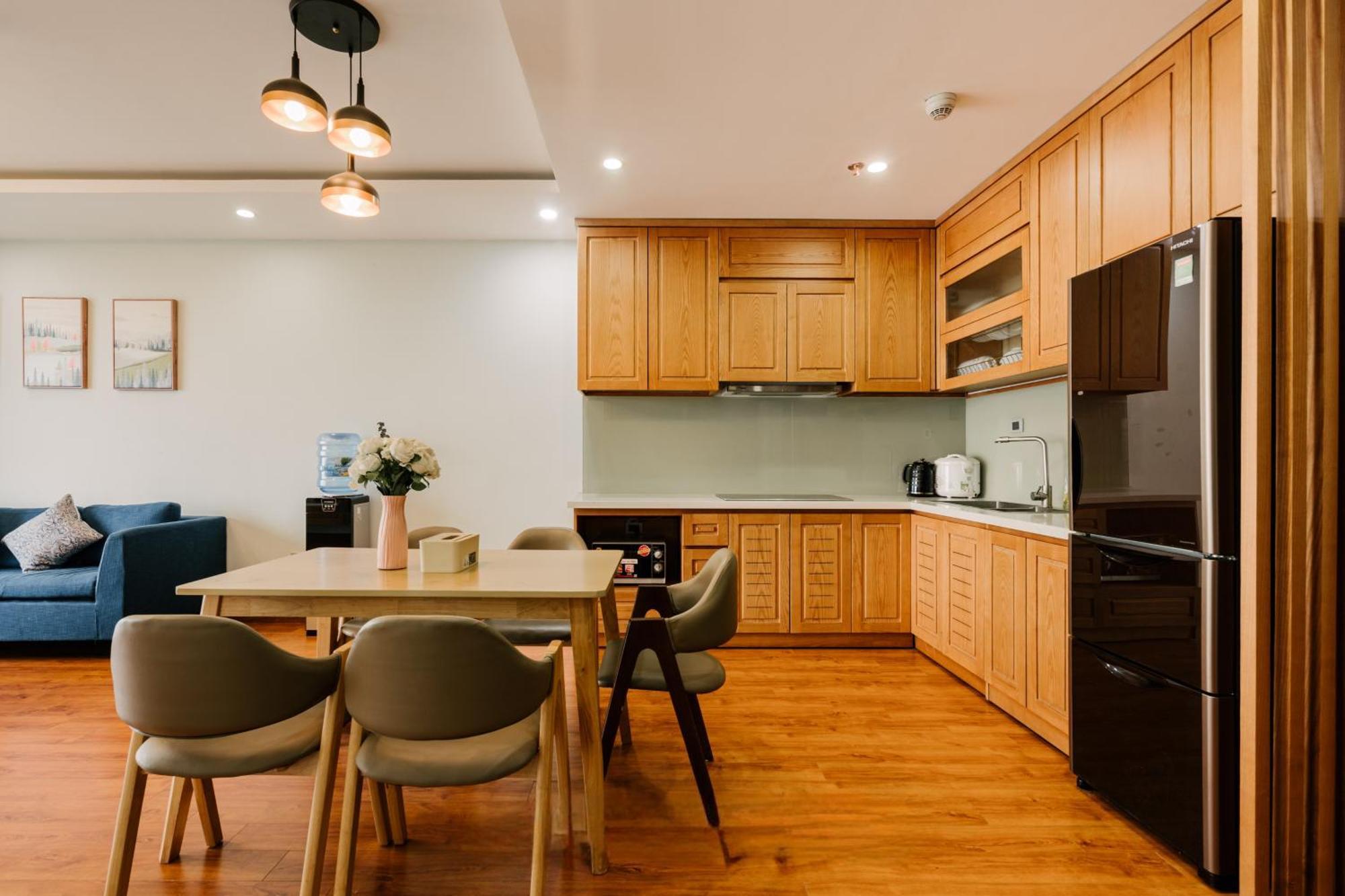 Hi-Home Suites - The West Lake Xuan Dieu Hanoi Buitenkant foto