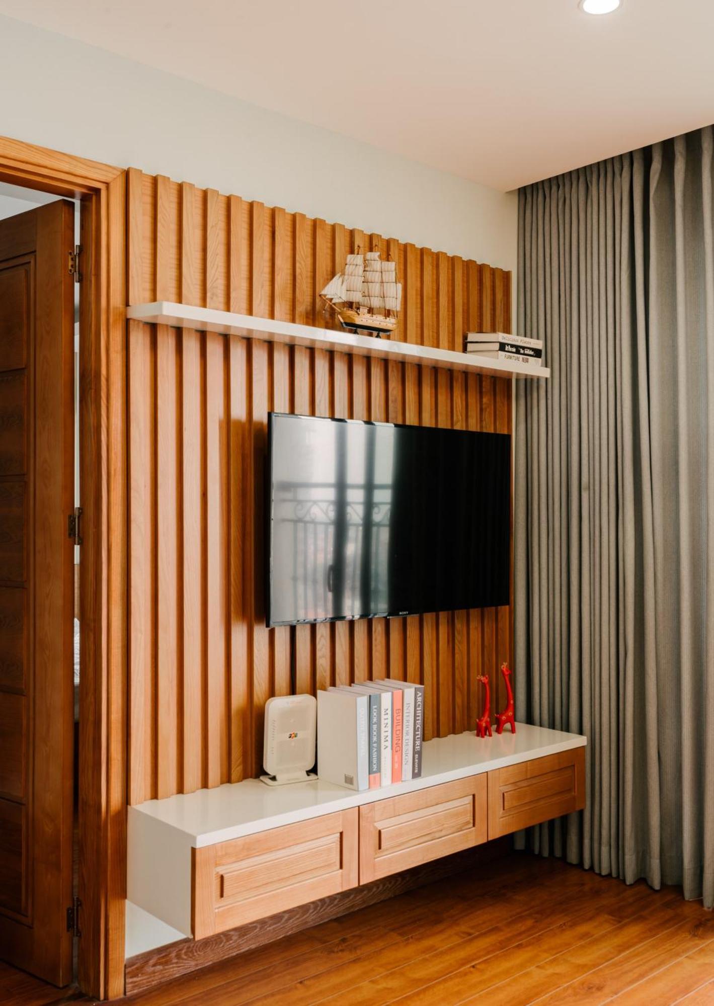 Hi-Home Suites - The West Lake Xuan Dieu Hanoi Buitenkant foto